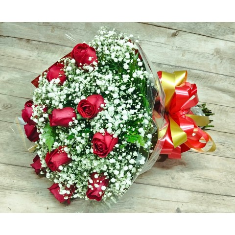 Buquê Tradicional com 12 Rosas